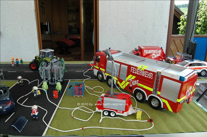 Feuerwehrtisch_100606 012_prot.jpg